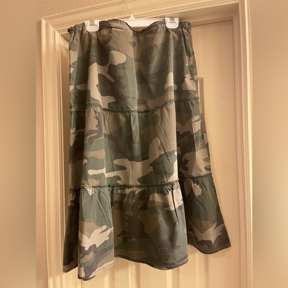 Vintage camouflage tier skirt set size xl in good condition . - Picture 5 of 9